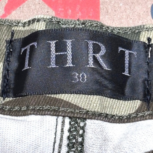 THRT Patchwork Cargo Pants Camo Leopard Print Distressed Size 30 - Picture 9 of 11